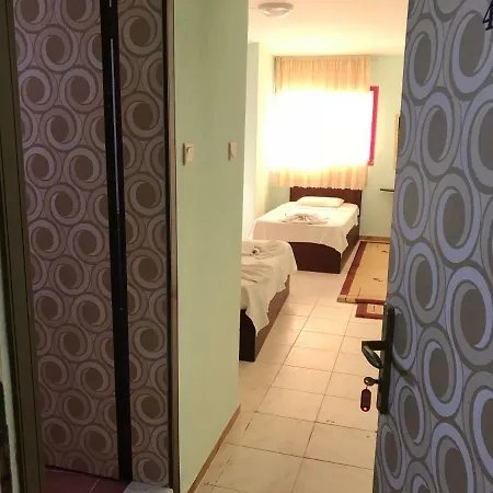 Suer فندق كوشاداسيه